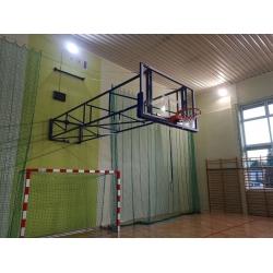 Konštrukcia basketbalového koša so vzperami pre dosku s rozmerom 90 x 120 cm skladateľná do boku